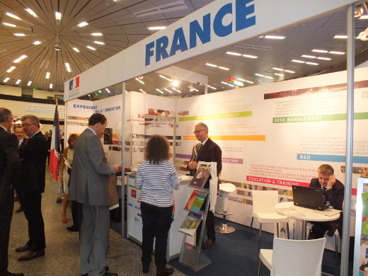 Stand France à la 57ème Conférence générale de l'AIEA en septembre 2013