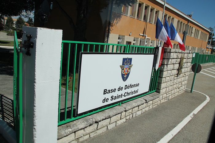 Quartier Maréchal Koenig du 2e régiment étranger de génie de la Légion étrangère - Ancienne base aérienne 200. Crédit : Marie-Gaëlle Robles. 